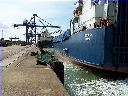 Felixstowe 006.JPG
