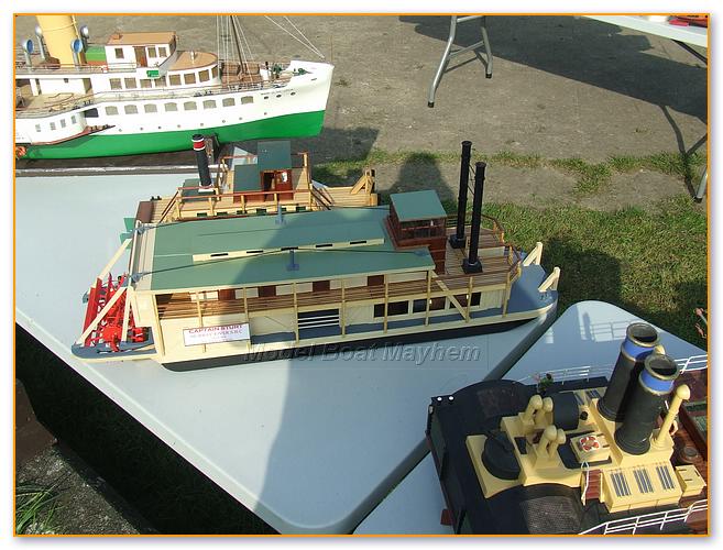 Paddelers2008-086.JPG