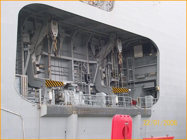 NavyDays2009_12.JPG