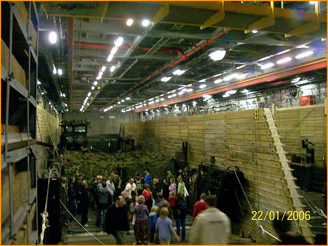 NavyDays2009_23.JPG